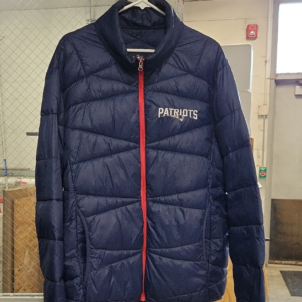 Patriots Navy Blue  Down Jacket Mens. Xxl  LIKE NEW!